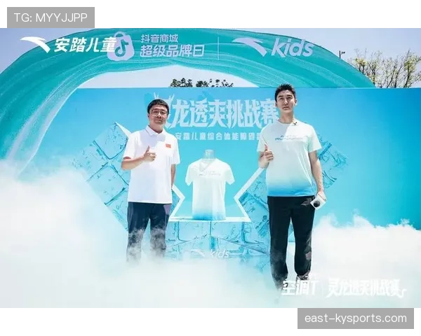 武大靖家冰箱里冻着的不是冰块,是他每天掐秒表吃剩的饭 武大靖家冰箱里冻着的不是冰块,是他每天掐秒表吃剩的饭